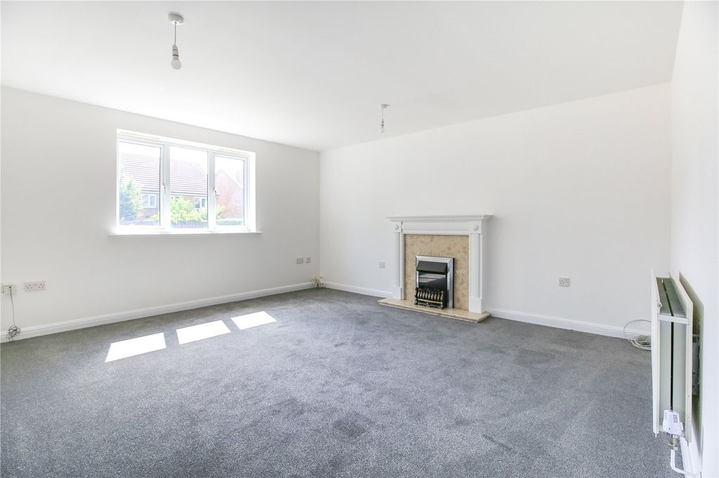 Property photo 2 of 8 Picture No. 18