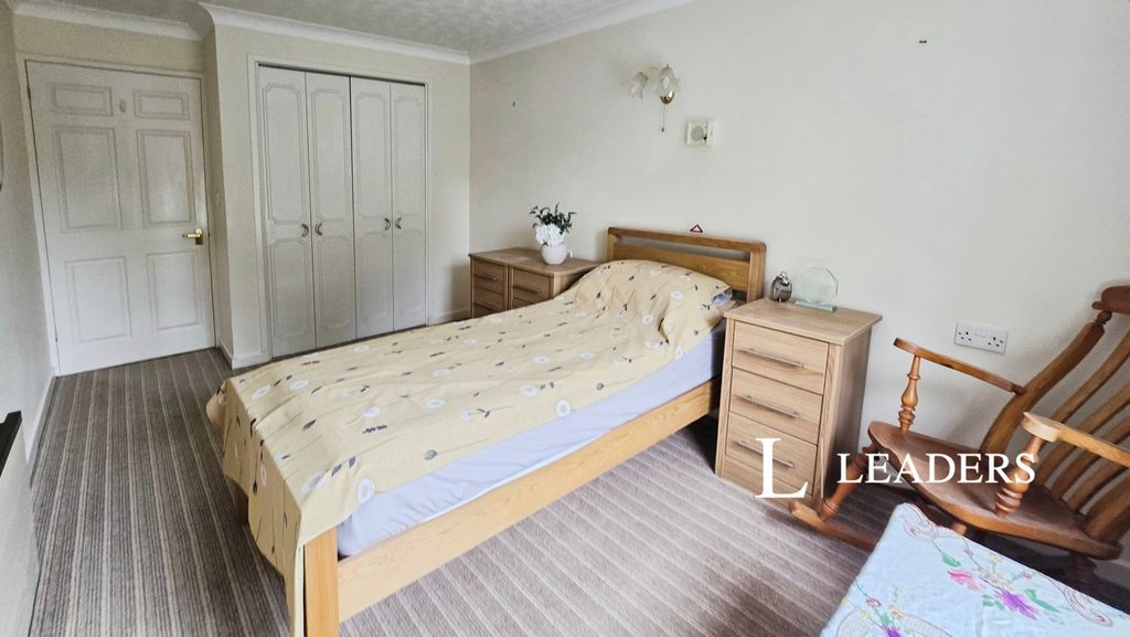 Property photo 3 of 26 Pbox-Img.Jpg