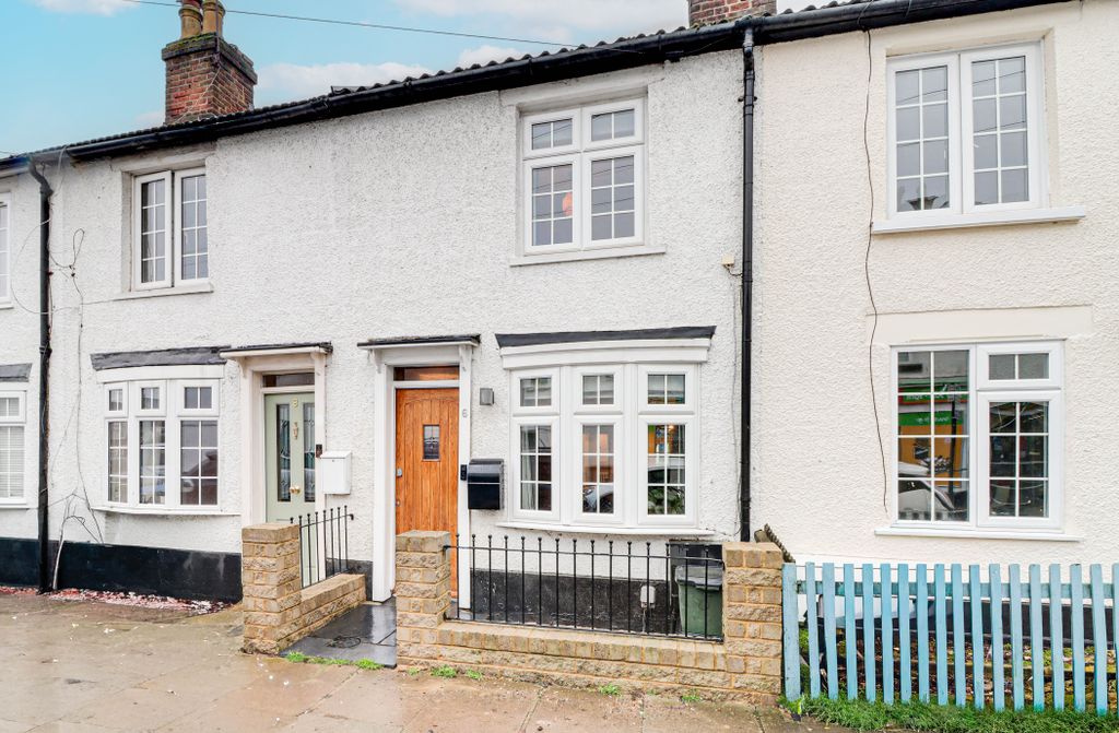 Property photo 1 of 19 Front