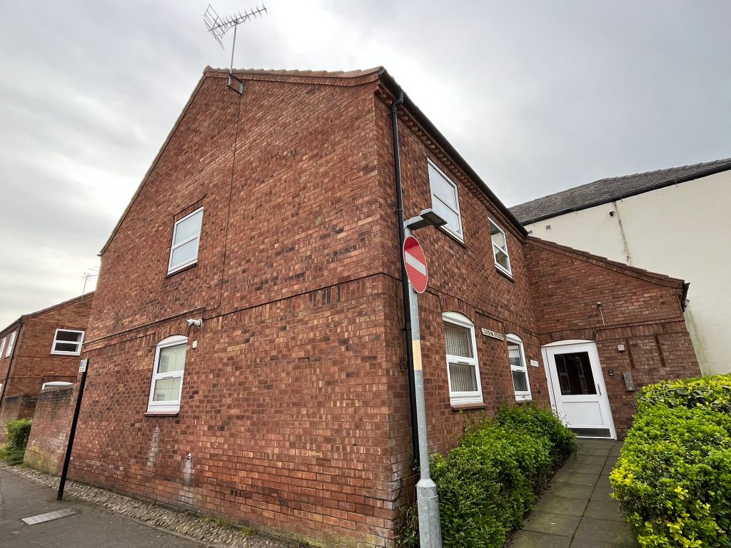 Property photo 2 of 12