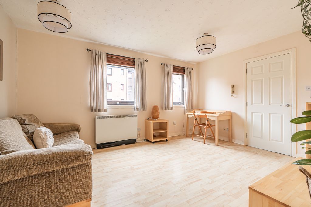 Property photo 2 of 13 Property Image 2