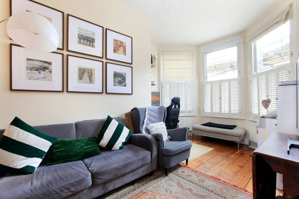 Property photo 1 of 7