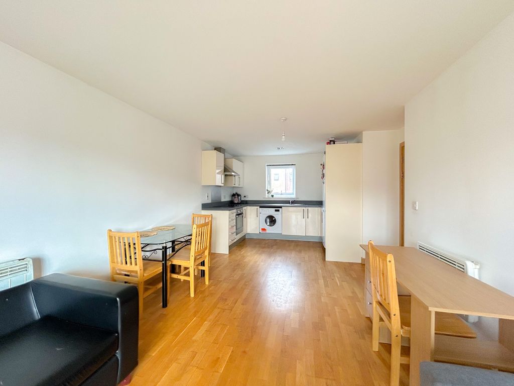 Property photo 3 of 8