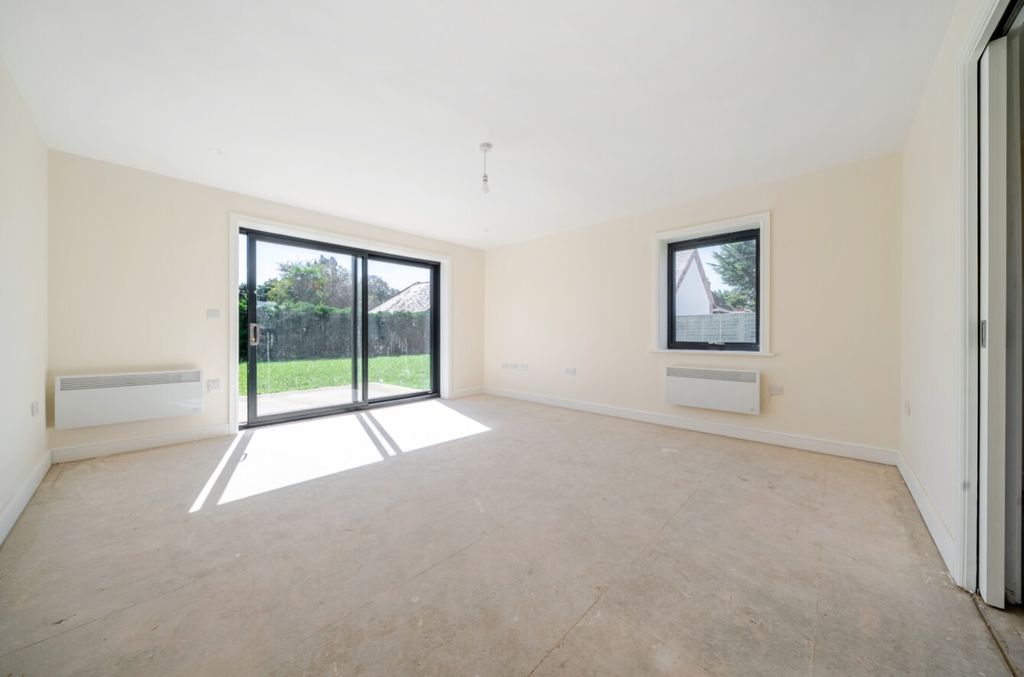 Property photo 2 of 19 1513486-6-1A05d1554B926