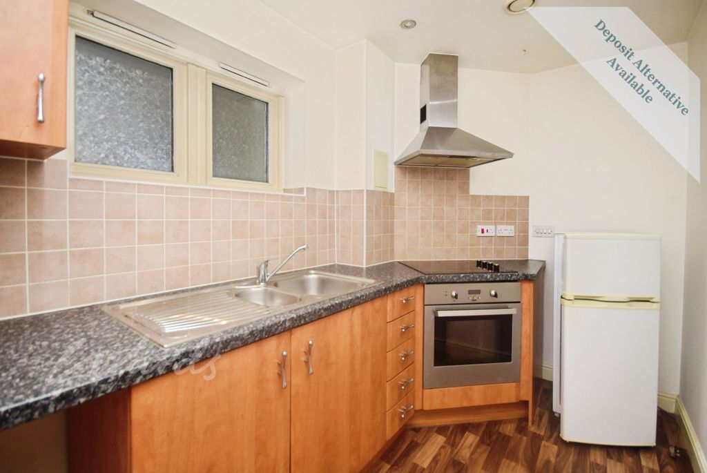 Property photo 2 of 7 Kitchen
