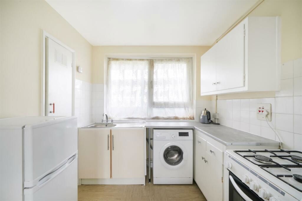 Property photo 3 of 8