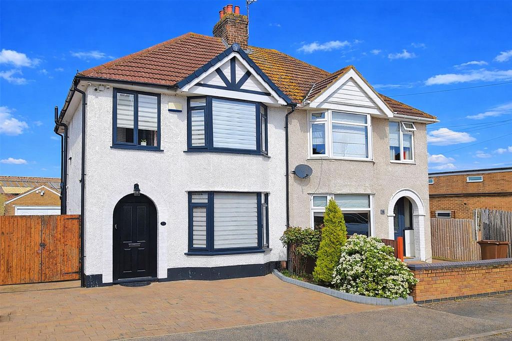 Property photo 1 of 46 Stockwood New.Png