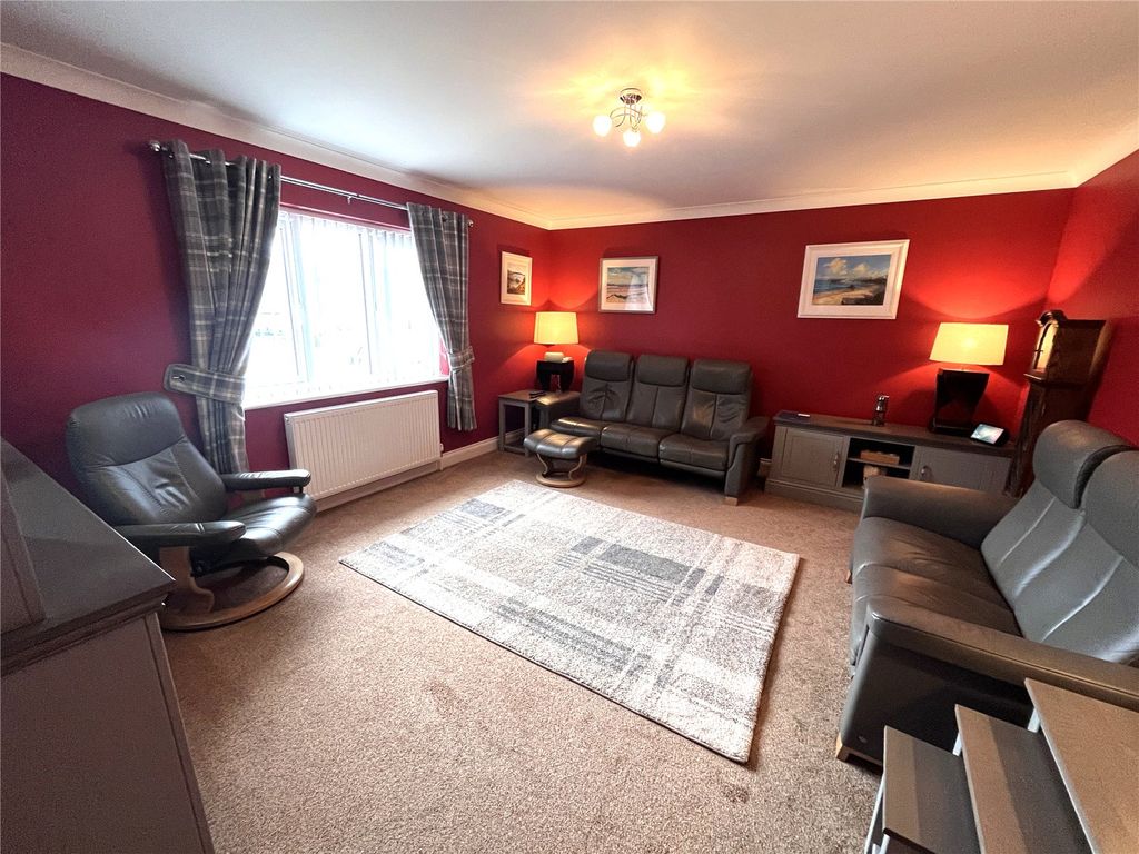 Property photo 2 of 18 Picture No. 03