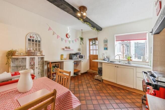 Property photo 3 of 12 Image