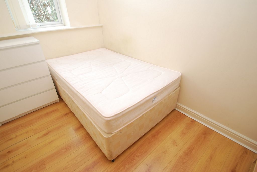 Property photo 3 of 5 Photo 5