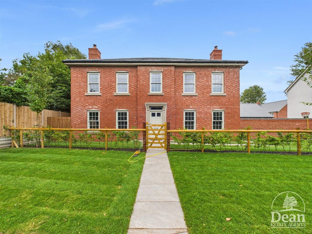 Property photo 1 of 22