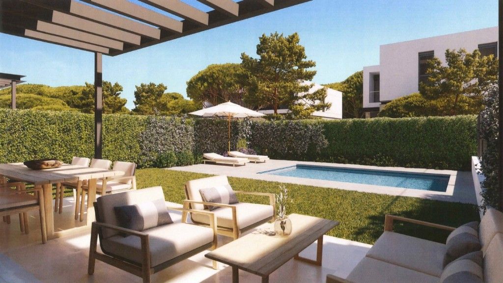 Property photo 1 of 16 Garden And Pool