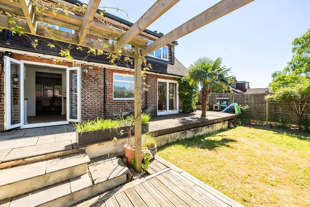 Property photo 3 of 16