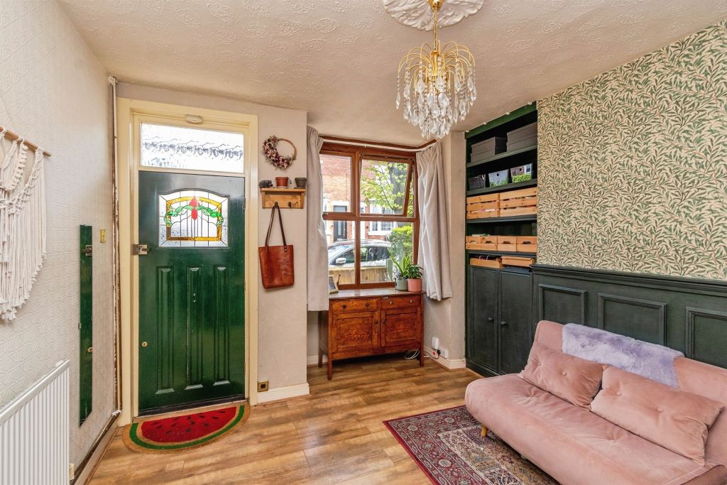 Property photo 2 of 14