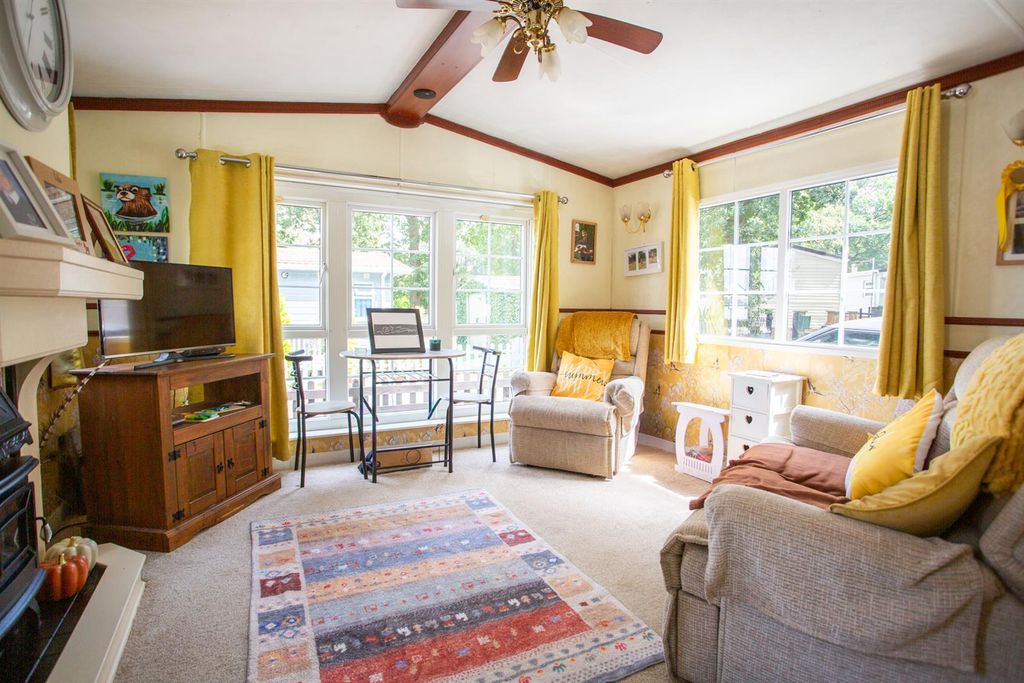 Property photo 3 of 13 Derb9149.Jpg