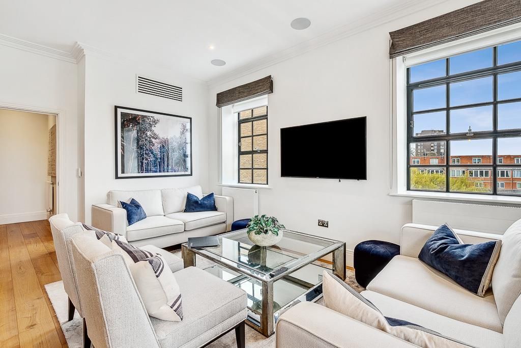 Property photo 2 of 16 Penthouse [Alto]-9.Jpg