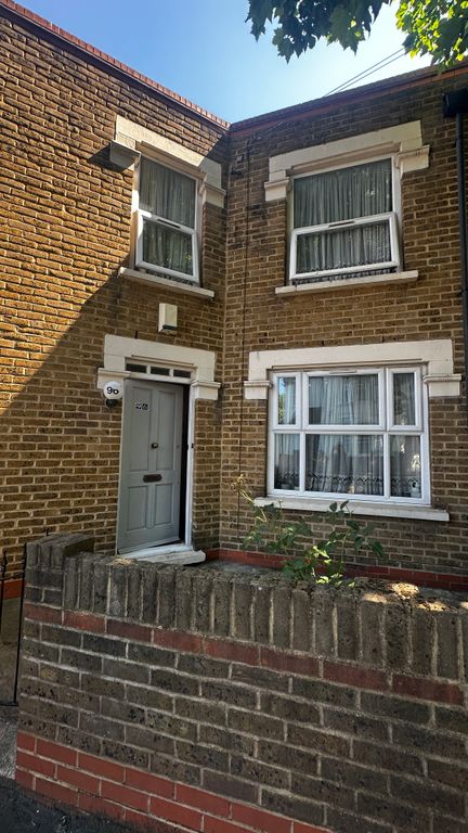 Property photo 3 of 8