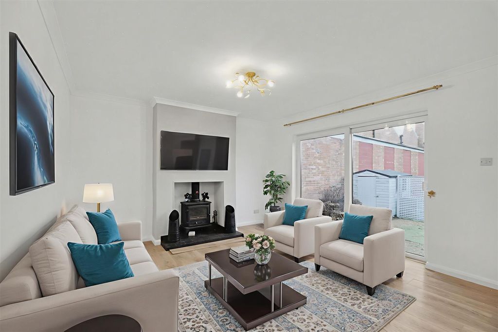 Property photo 3 of 24 Ai Lounge.Jpeg