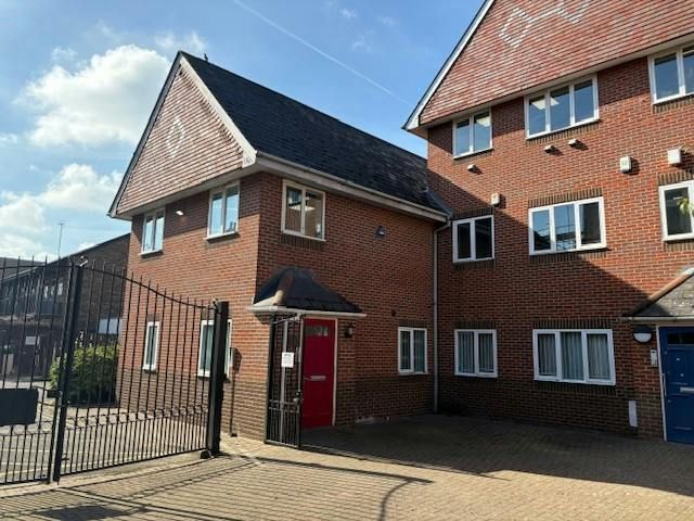 Property photo 1 of 3 11 Regent Gate Pic 1.Jpg