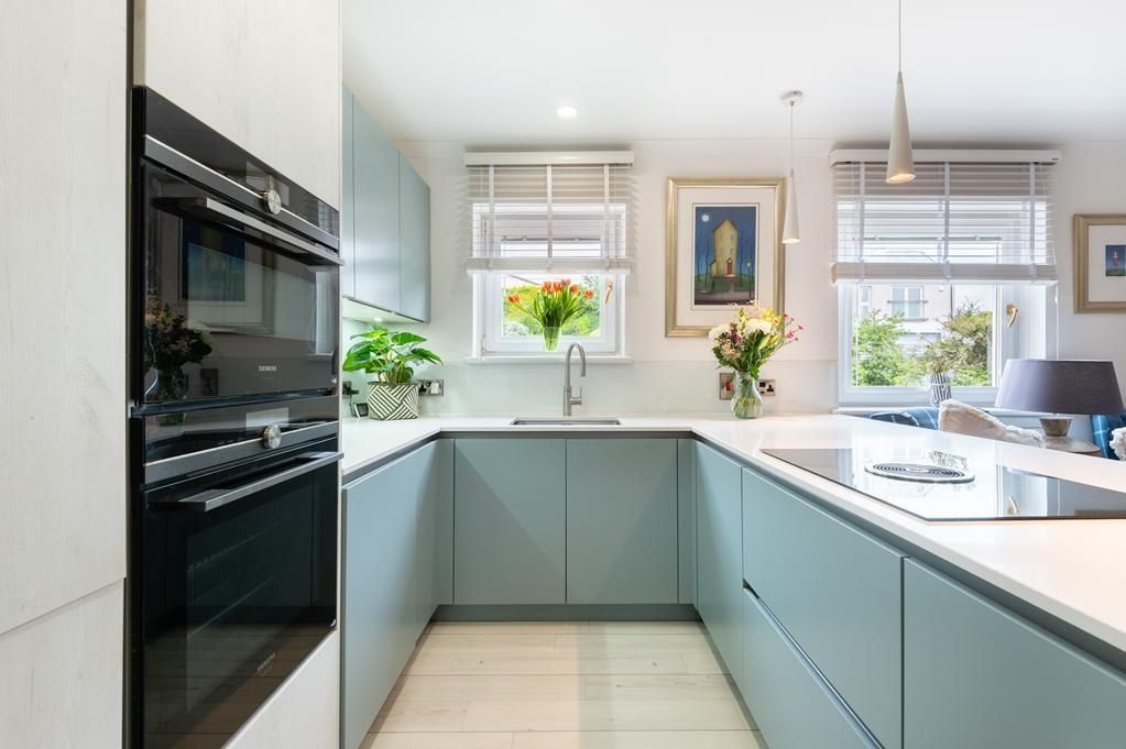 Property photo 3 of 19 Lev1468Pem Kitchen Area.Jpg