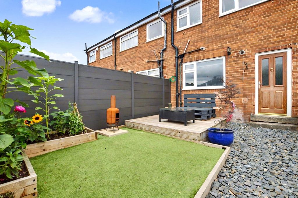 Property photo 1 of 19 Picture No. 09