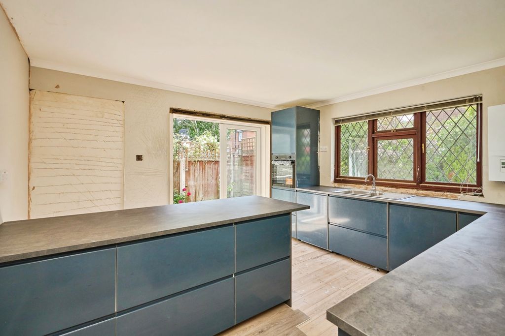 Property photo 3 of 14 Kitchen/Diner