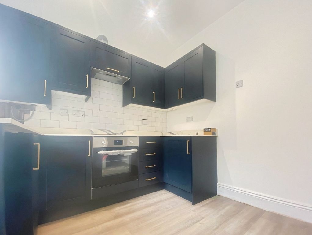 Property photo 2 of 15 5422743