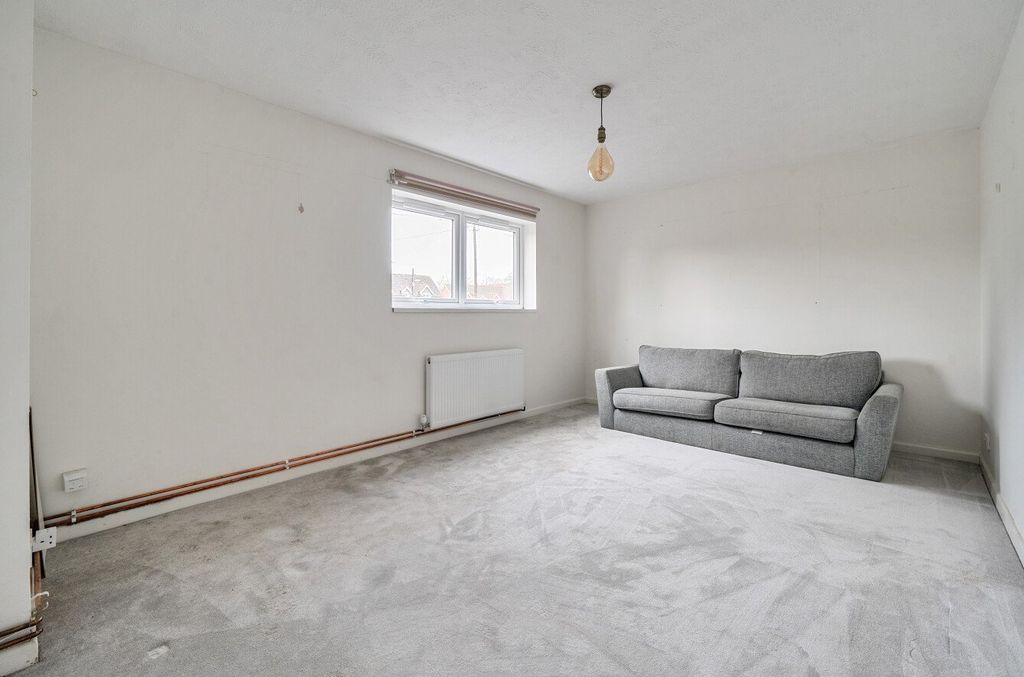 Property photo 3 of 7 Picture No. 02