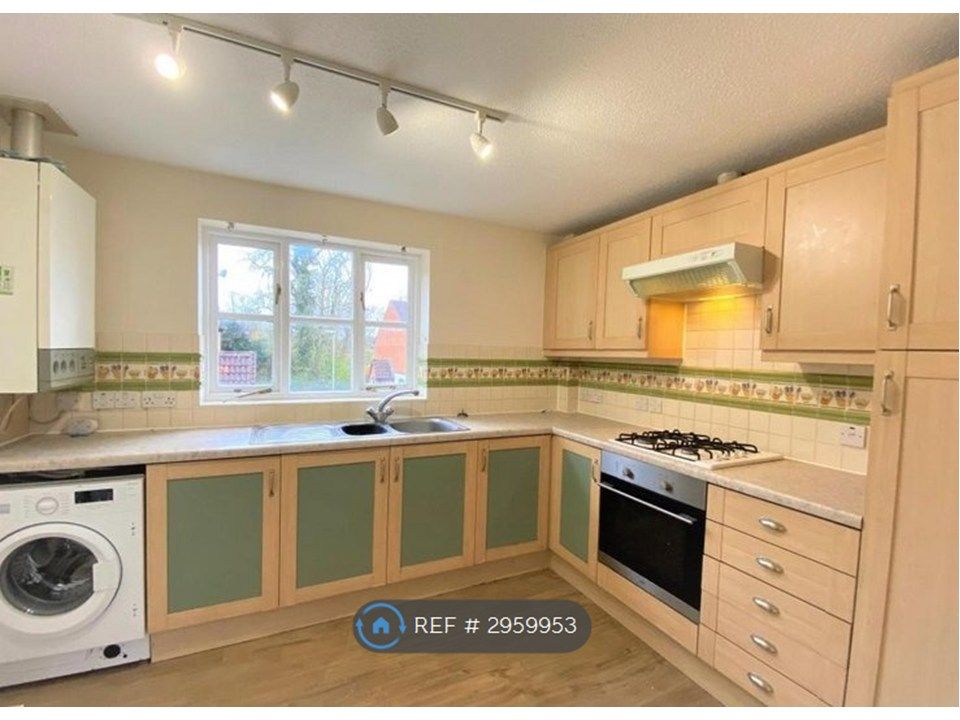 Property photo 2 of 6