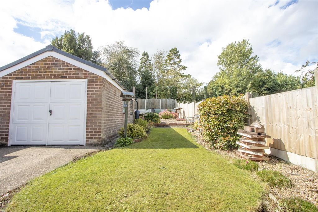 Property photo 3 of 17 Rear Garden 1