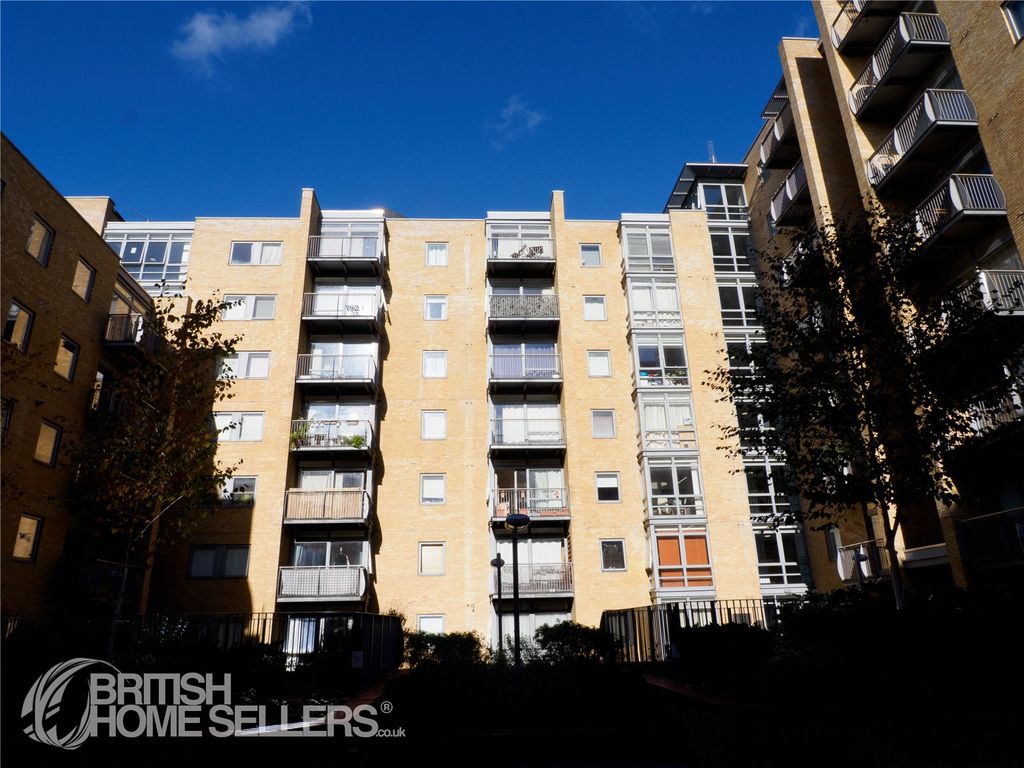 Property photo 2 of 14 Picture No. 19