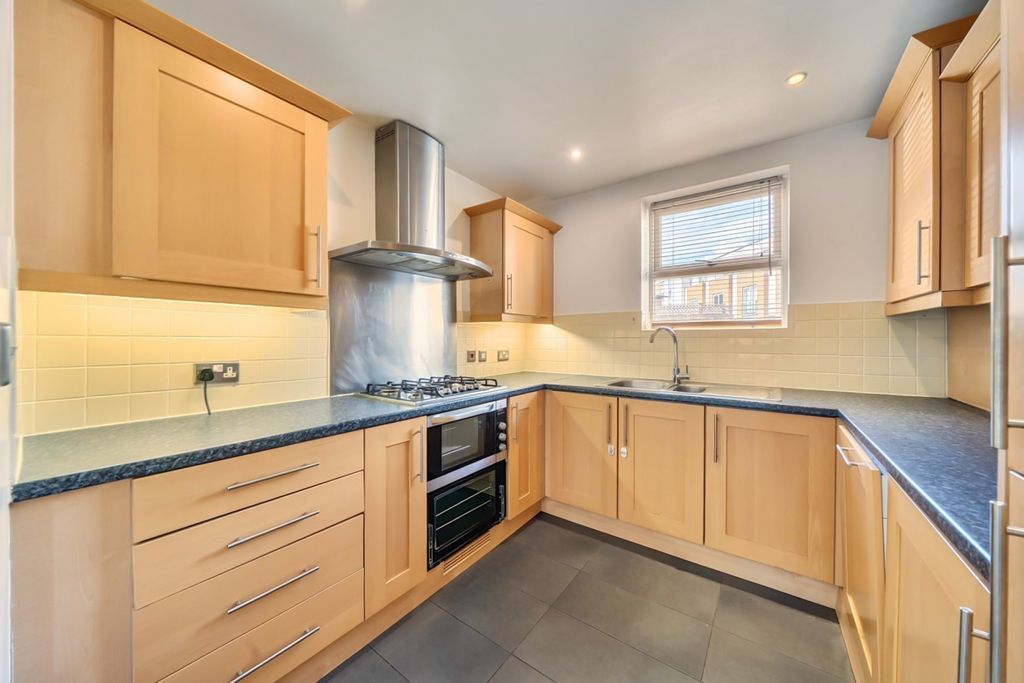 Property photo 1 of 17 1523974 (10)