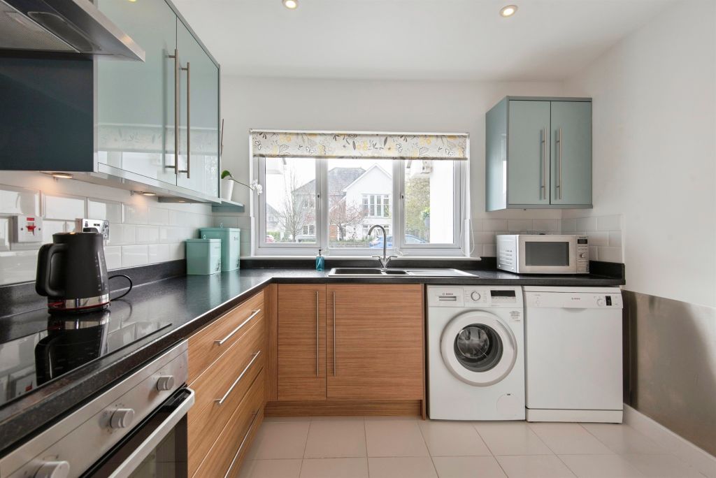 Property photo 3 of 13