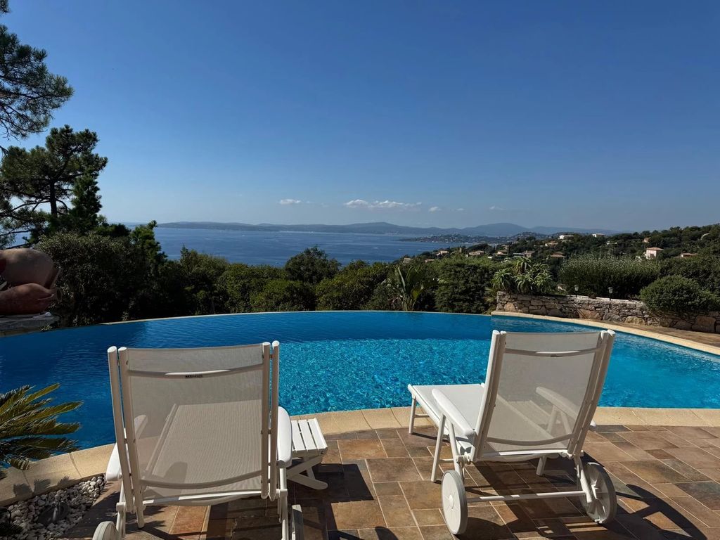 Property photo 1 of 9 Atypical Villa With Panoramic Sea View