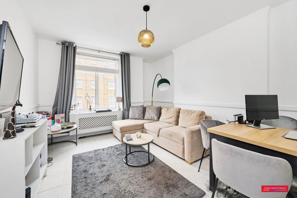 Property photo 1 of 12 Reception Room
