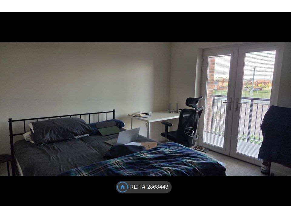 Property photo 3 of 11