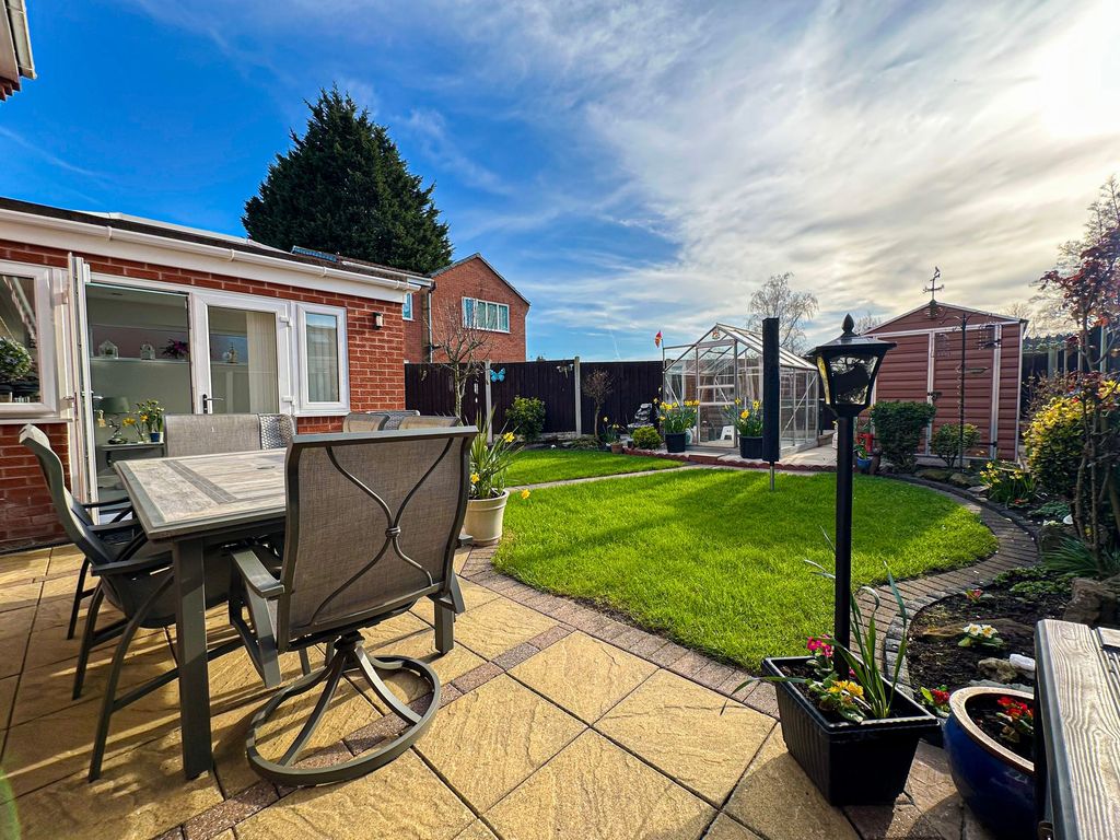 Property photo 3 of 24