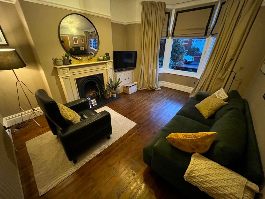 Property photo 3 of 15