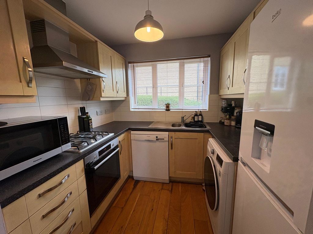 Property photo 2 of 14 Photo 17