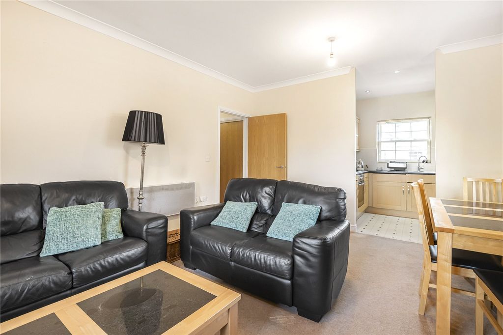 Property photo 3 of 14 Picture No. 14