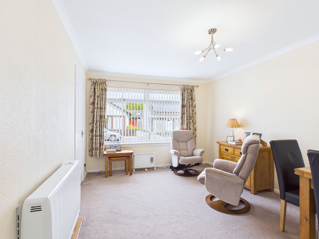 Property photo 3 of 27