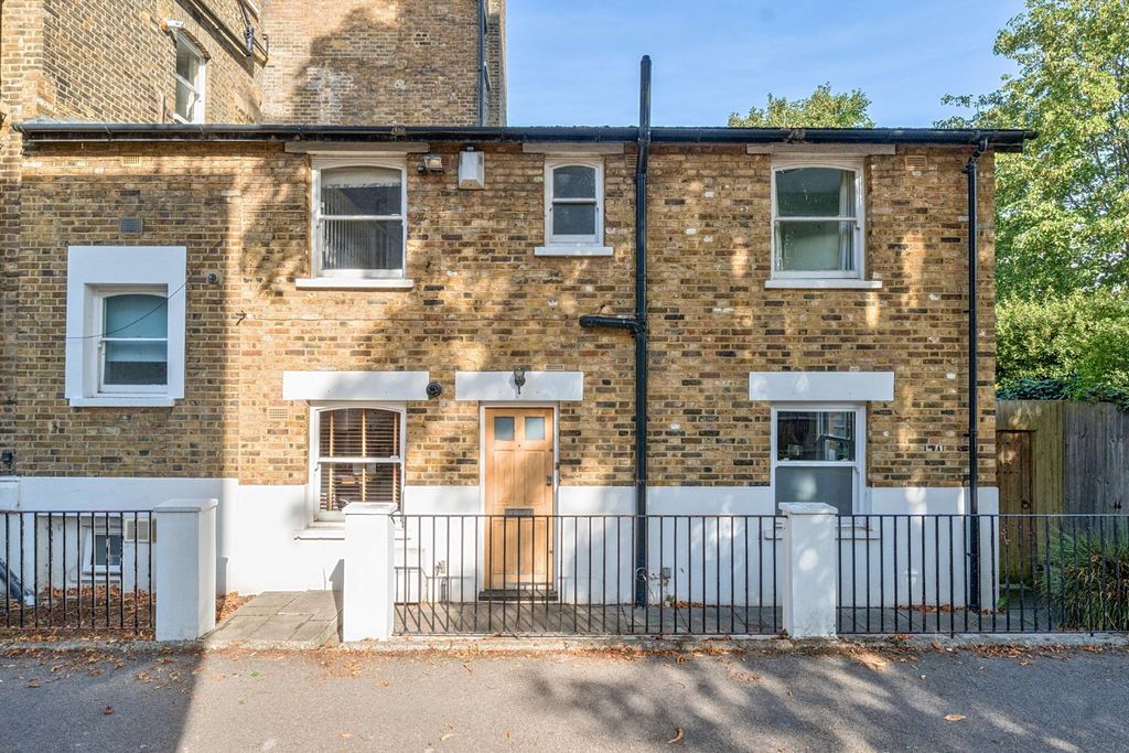 Property photo 3 of 14 Picture No. 24