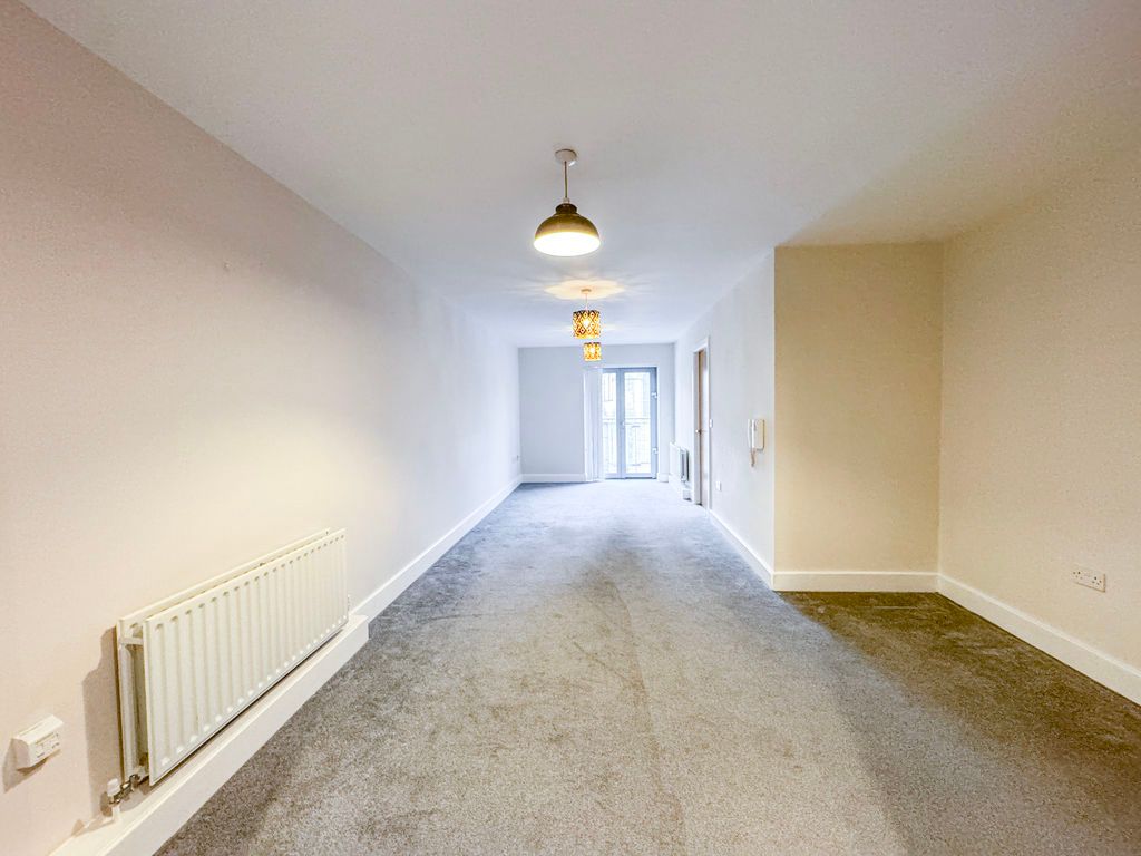 Property photo 3 of 10 Photo 7