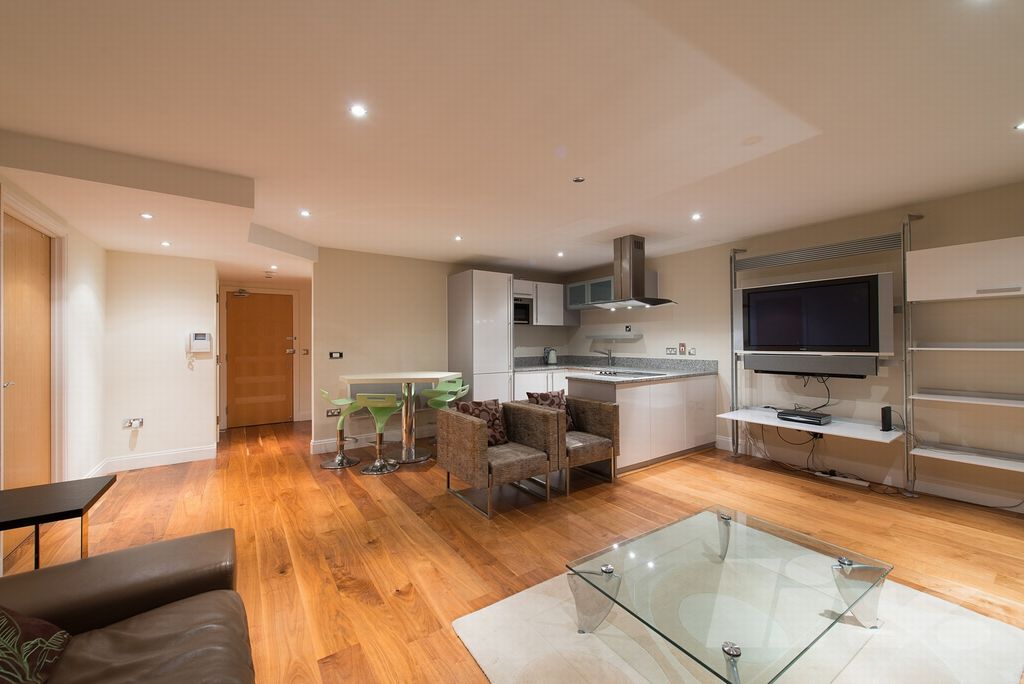 Property photo 3 of 17 Photo 13