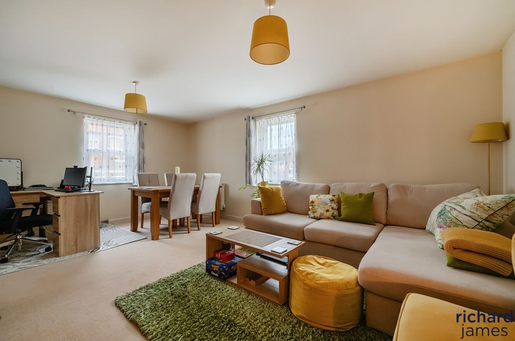 Property photo 3 of 12 9Fd4Bf64826E4c3Db6203Bb2Ac0A62c1