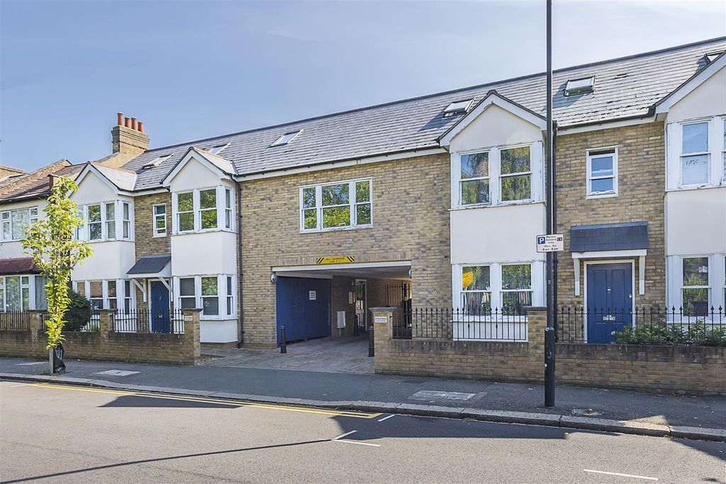 Property photo 1 of 13 1