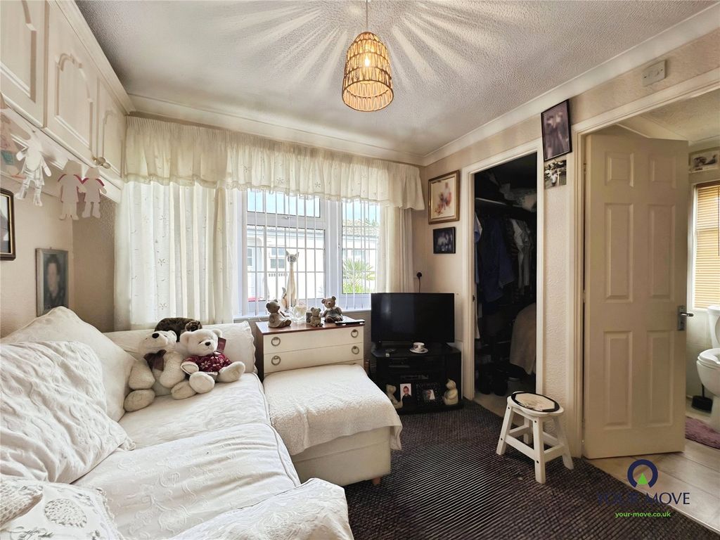 Property photo 3 of 12 Picture No. 22