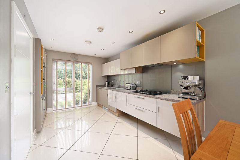 Property photo 2 of 33 Kitchen