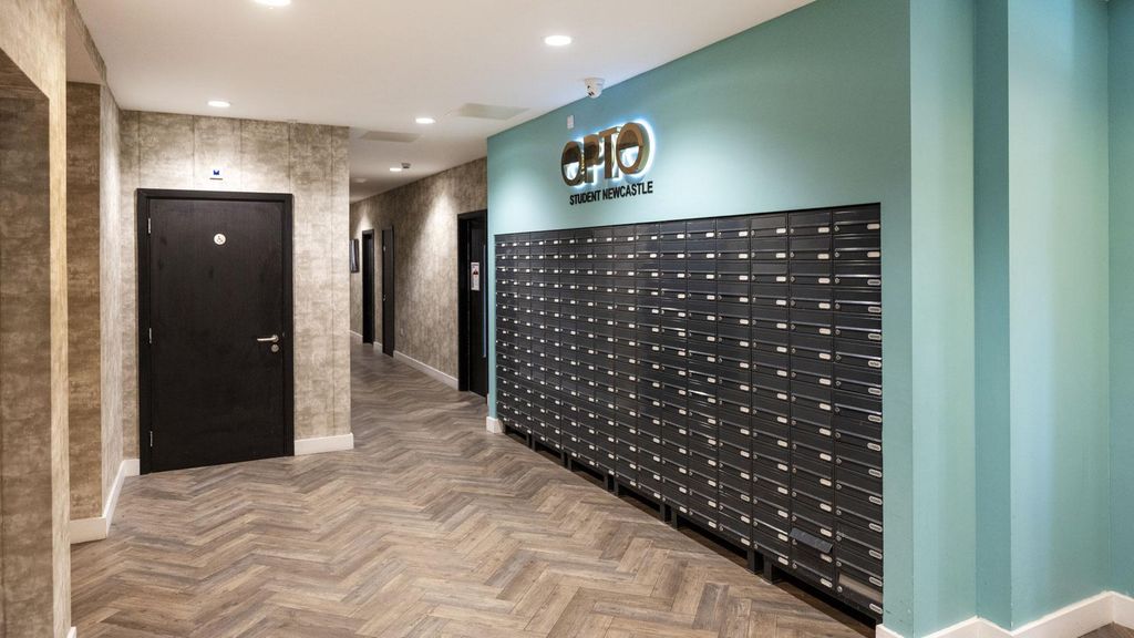 Property photo 1 of 29