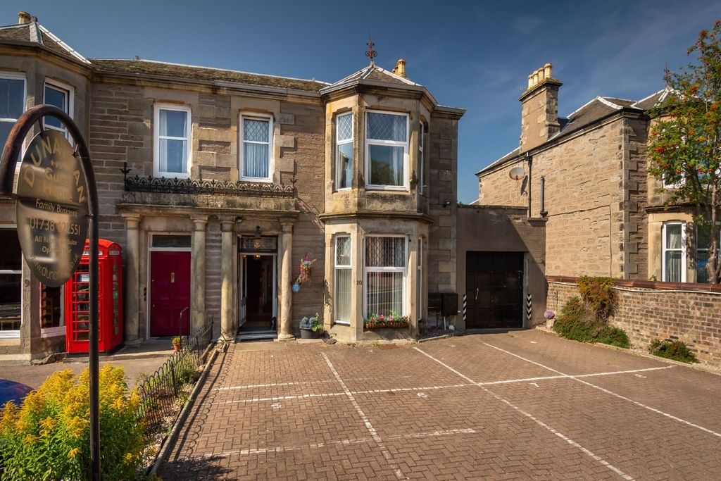 Property photo 1 of 22